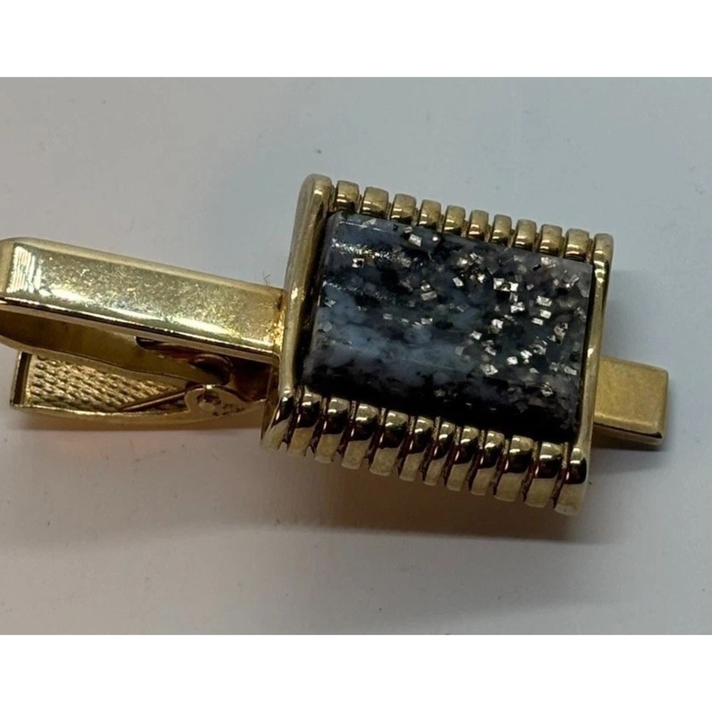 Tie Pin Vintage Lucite Blue‎ With Sparkly Glitter So Incredibly Extra